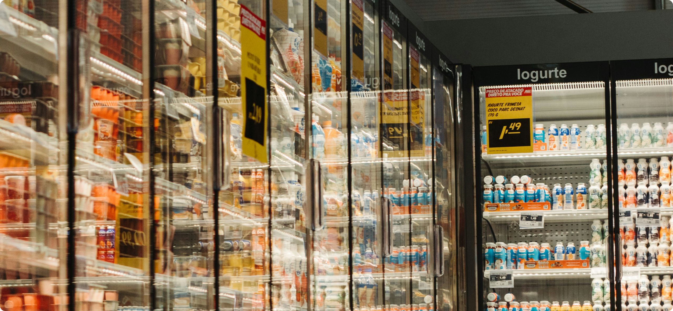 Frontline operations across retail and restaurant chains